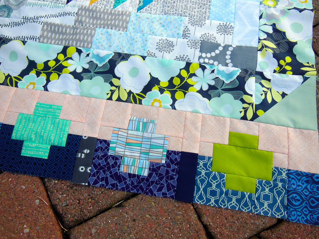 fabricsandflowers.blogspot.com marcelle medallion