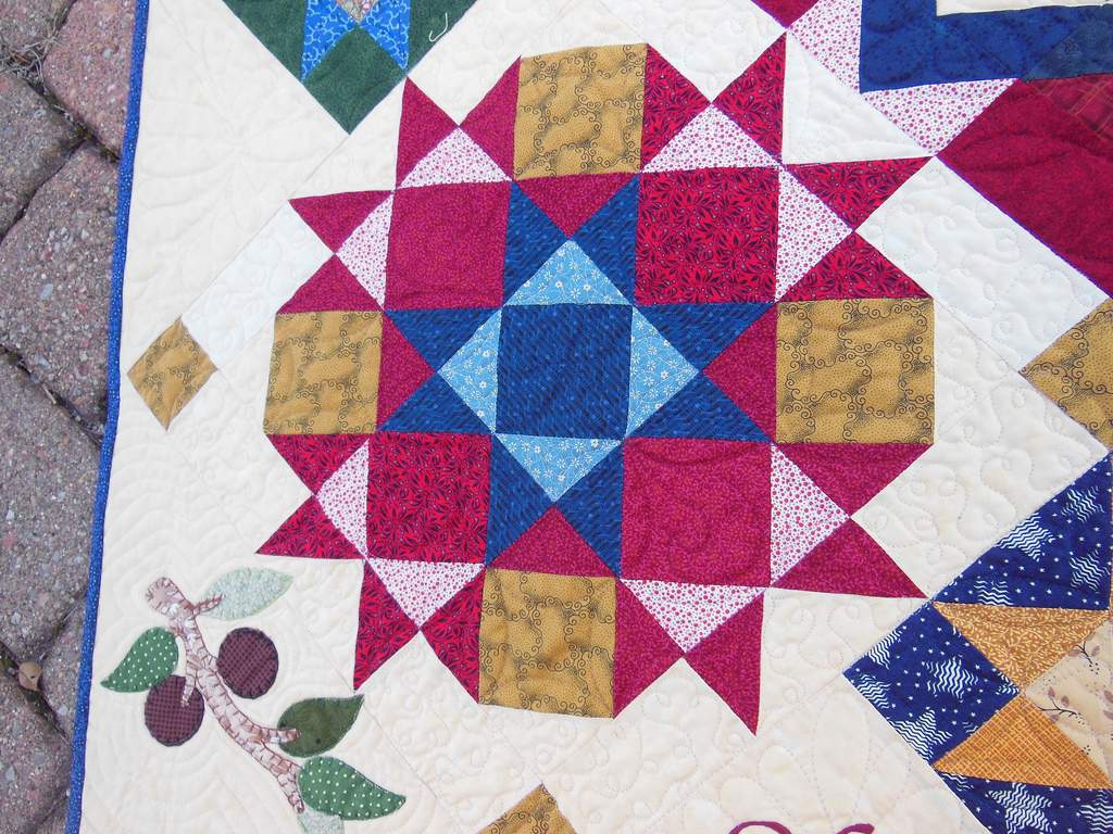 fabricsandflowers.blogspot.com