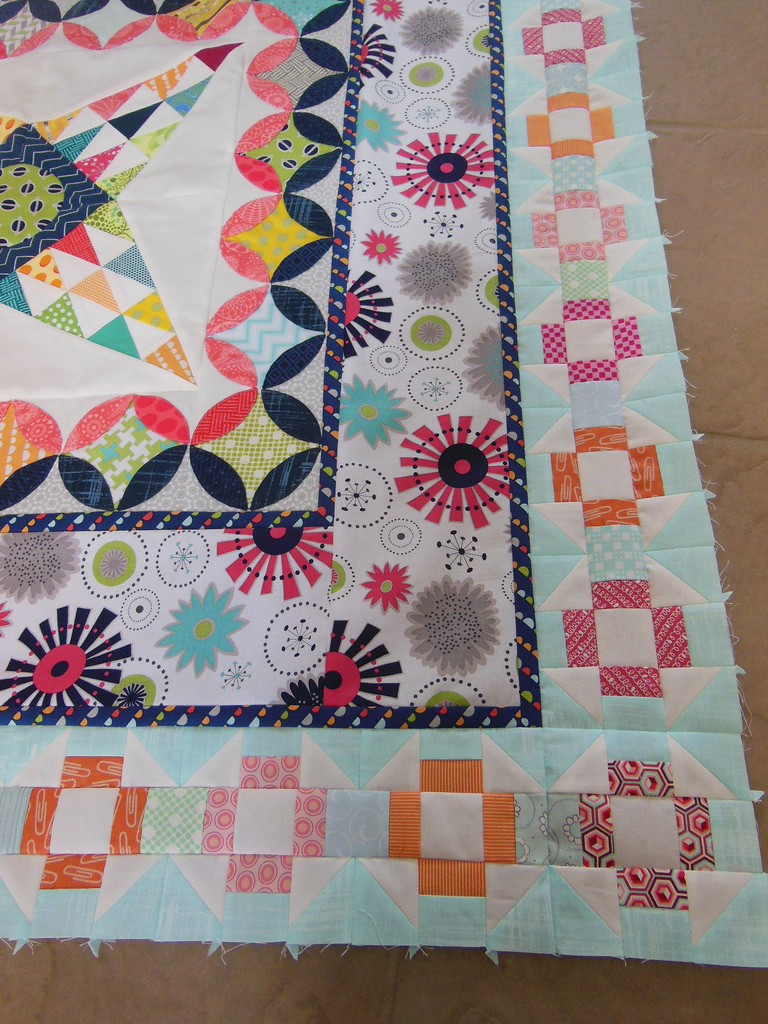 fabricsandflowers.blogspot.com