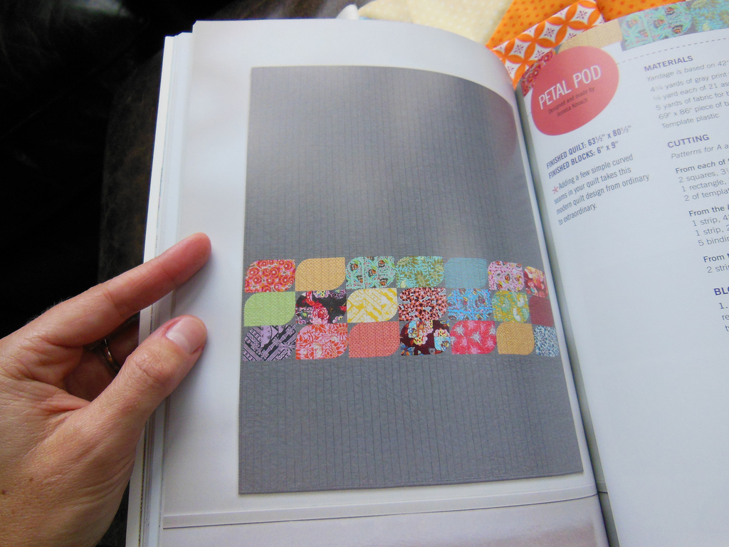 fabricsandflowers.blogspot.com