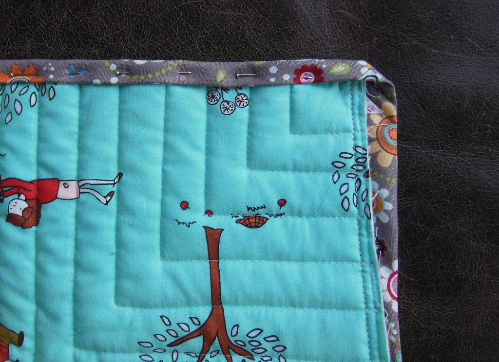 fabricsandflowers.blogspot.com