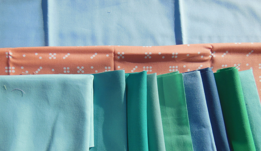 fabricsandflowers.blogspot.com