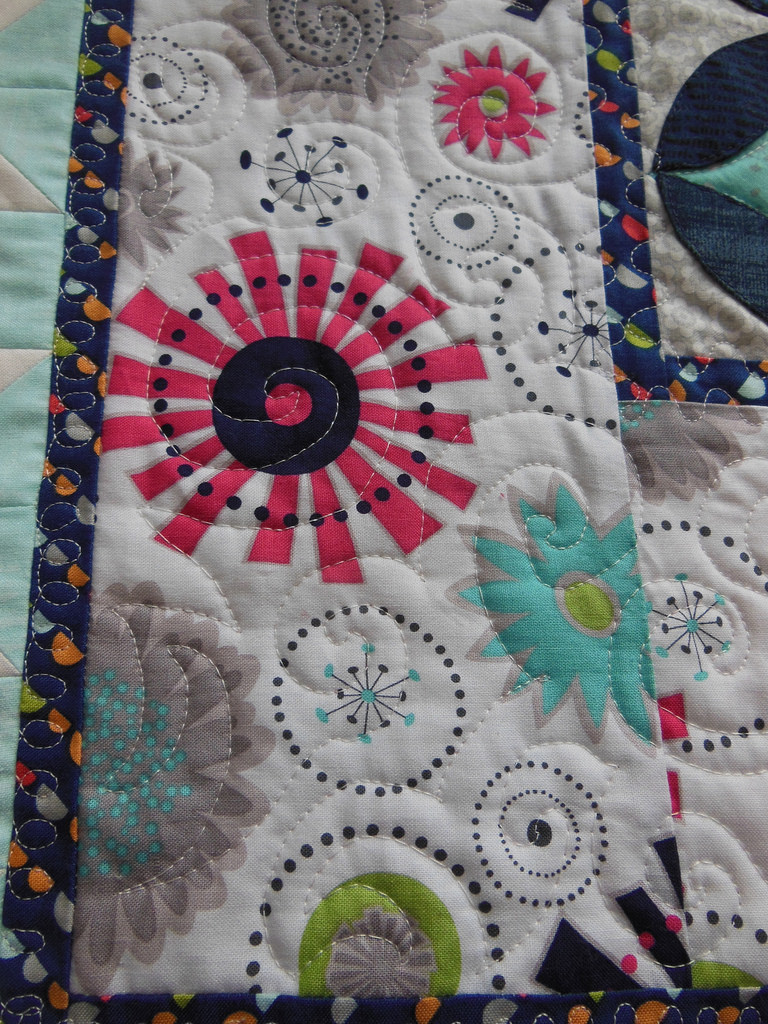 fabricsandflowers.blogspot.com