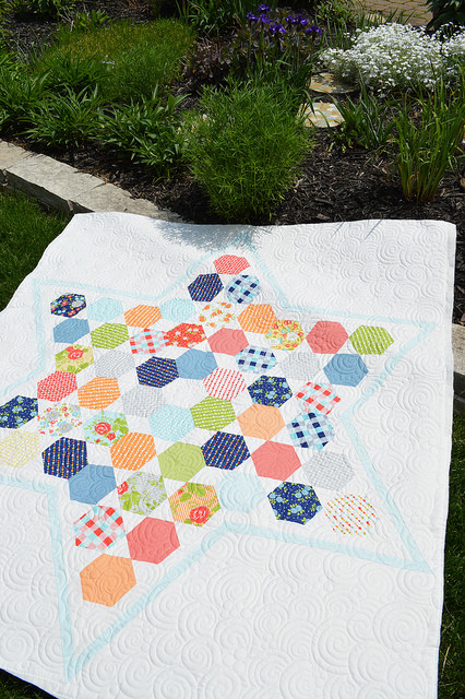 fabricsandflowers.blogspot.com