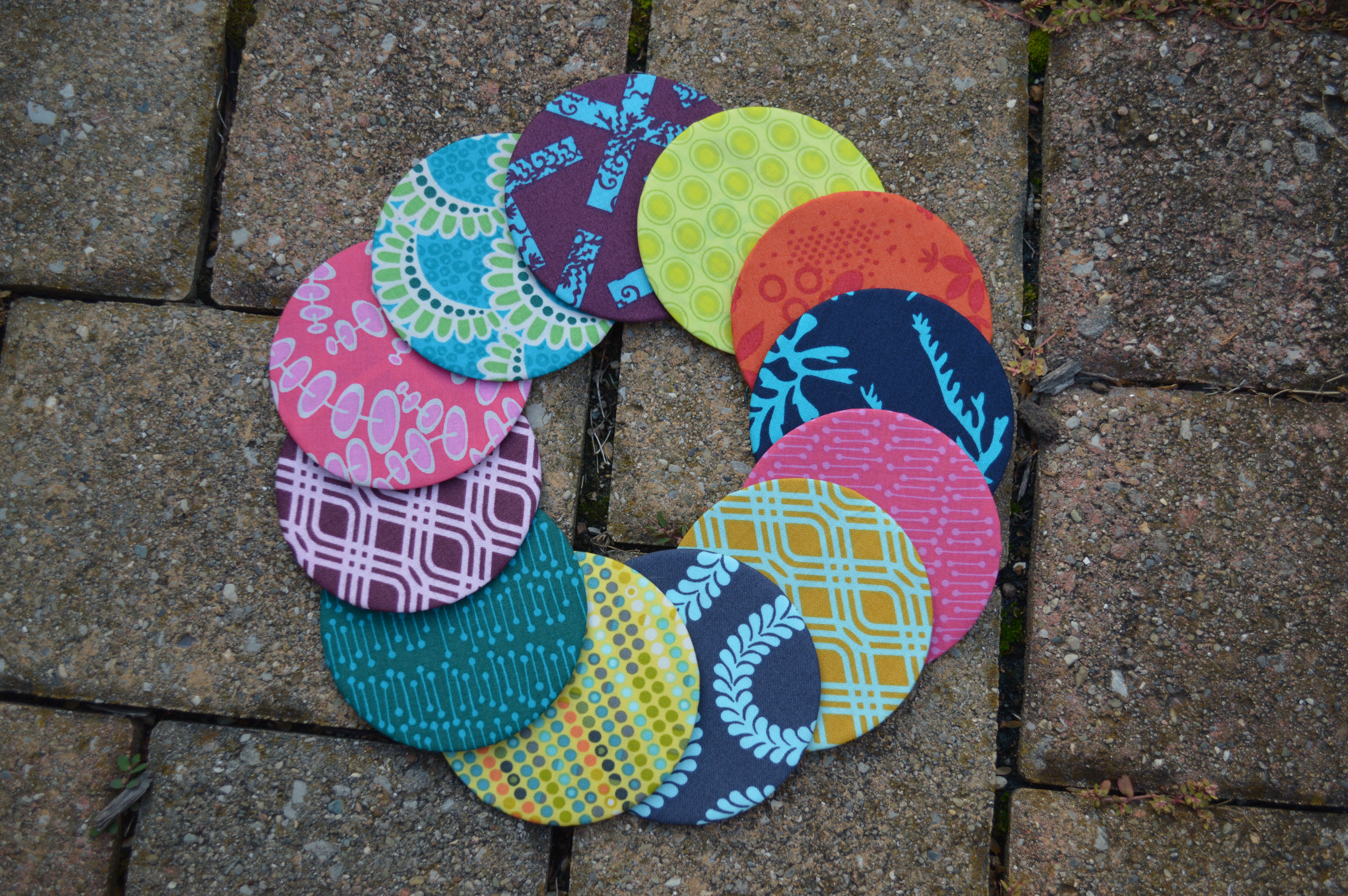 bright color scrap quilt, circles quilt by Sharon McConnell for Color Girl
