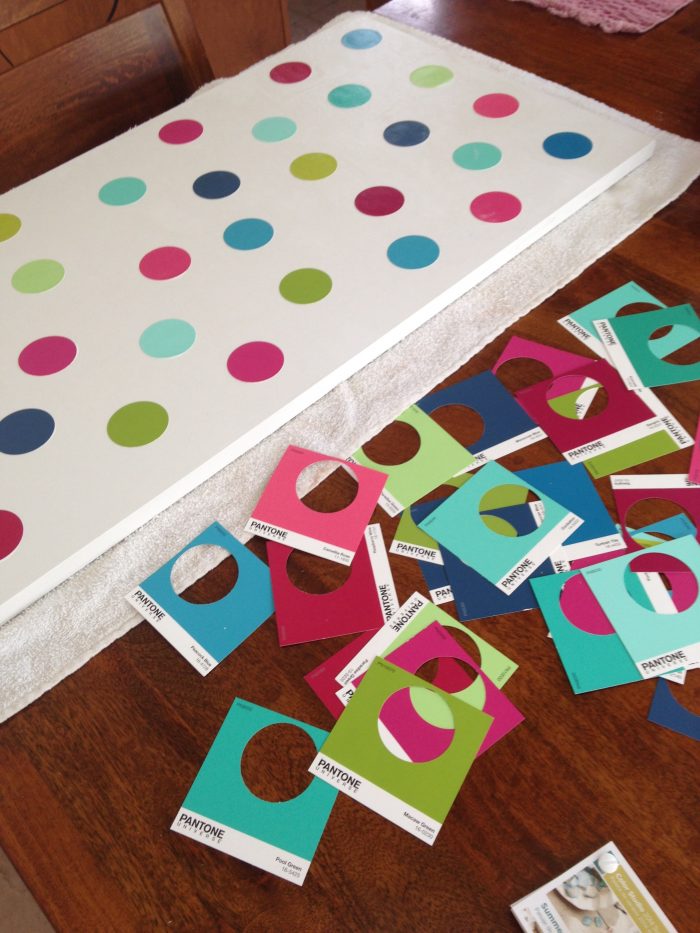 paint chip mod podge craft, making polka dots