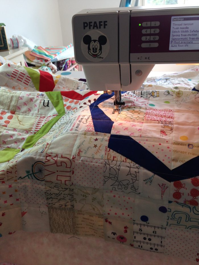 low volume quilt, modern double wedding ring quilt