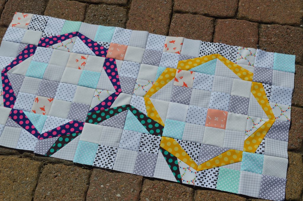 Hula Girl modern ring quilt, paper piecing patchwork, modern low volume quilt