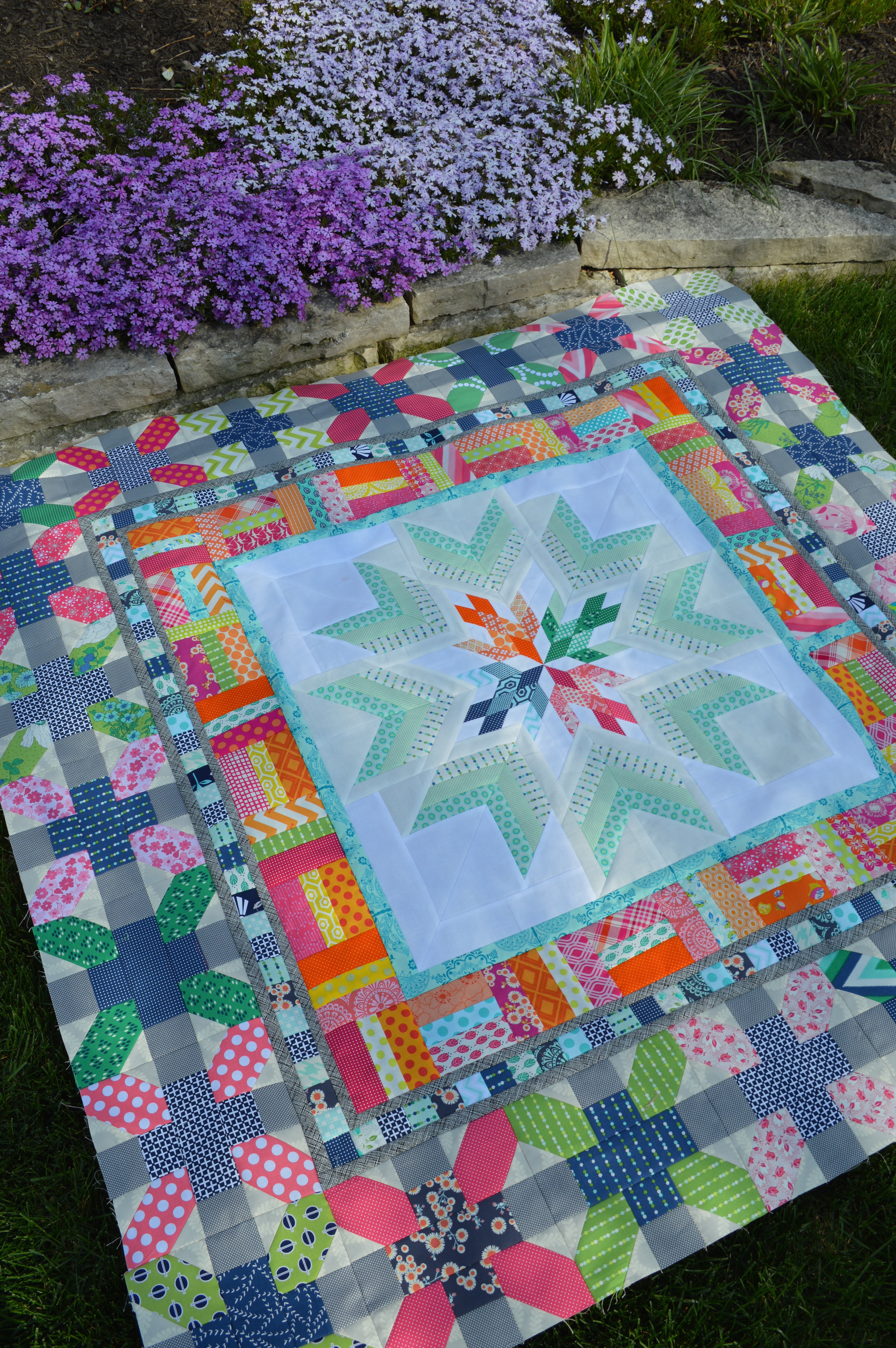 Aviatrix medallion quilt by Sharon McConnell