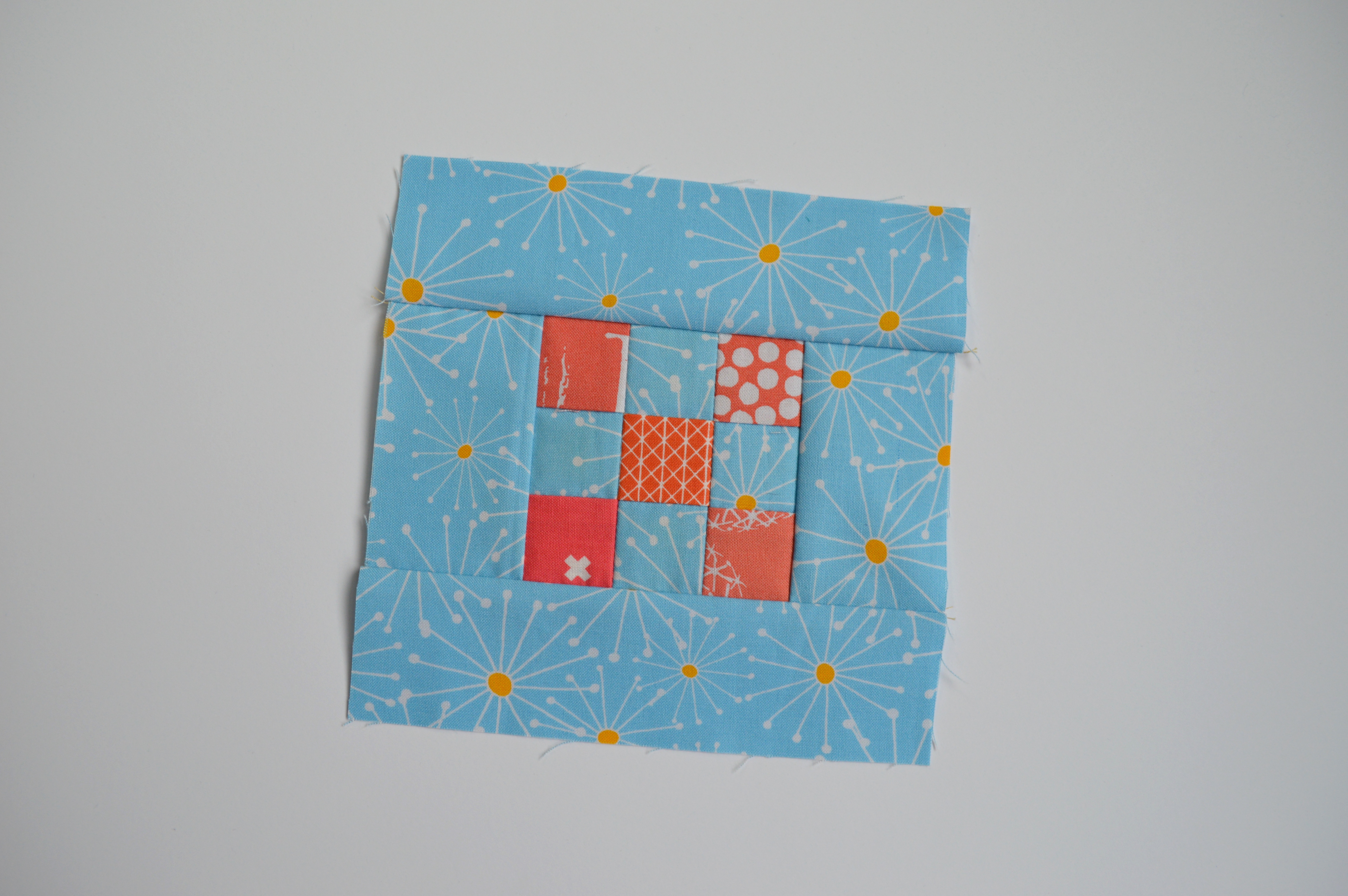 how to make super simple modern quilt sampler with nine patch squares