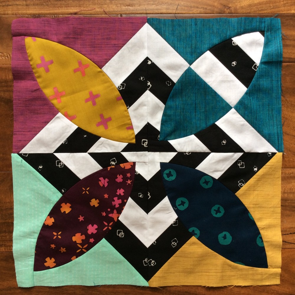 Summer Bloom quilt pattern by Color Girl, modern curved piecing quilt