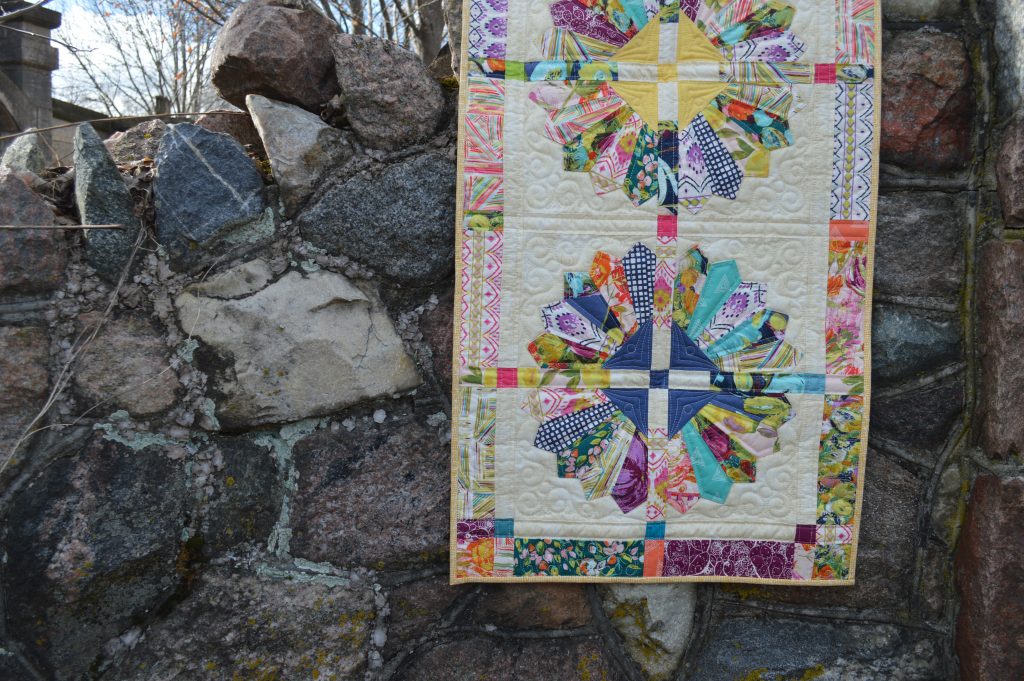 Daisy quilt pattern by Color Girl Quilts with Sage fabric by Art Gallery Fabrics