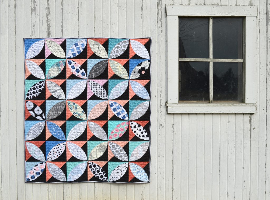 lagom quilt, curved piecing modern quilt with Art Gallery Fabrics by Color Girl Quilts