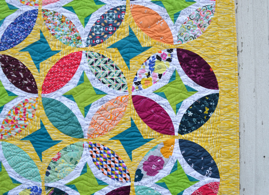 Eclipse quilt pattern by Color girl Quilts. with the Classic curves Ruler Eclipse quilt pattern by Color girl Quilts. with the Classic curves Ruler