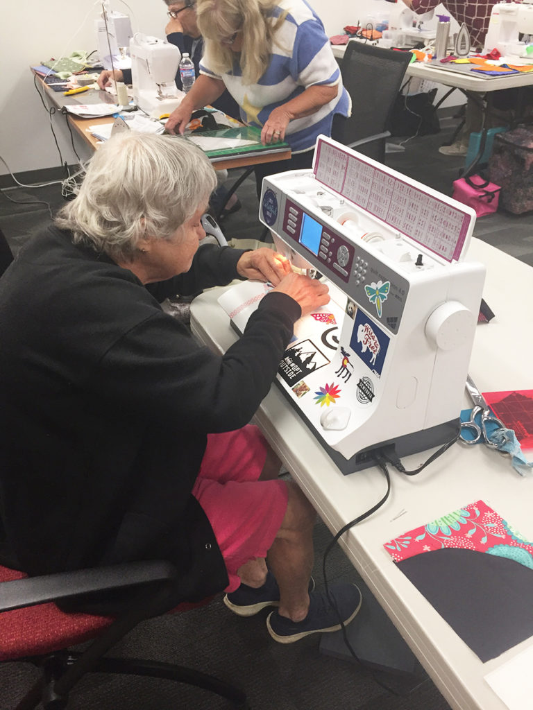 Quilting workshop with color Girl Quilts, Sharon McConnell, learning curved piecing