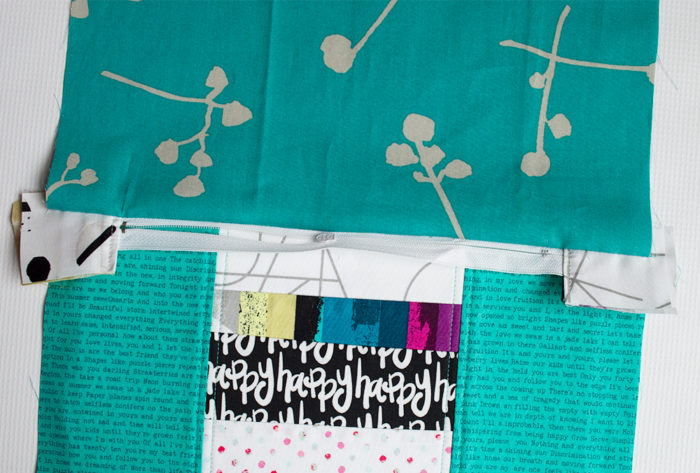 how to sew a zipper pouch by Color Girl Quilts