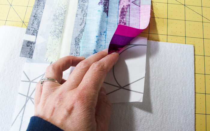 how to sew a zipper pouch by Color Girl Quilts