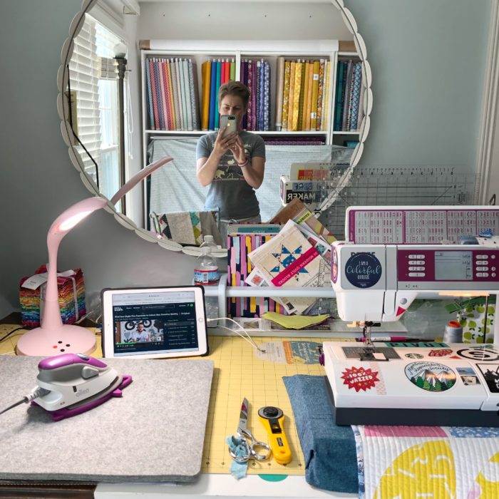 sewing room set up by color girl quilts
